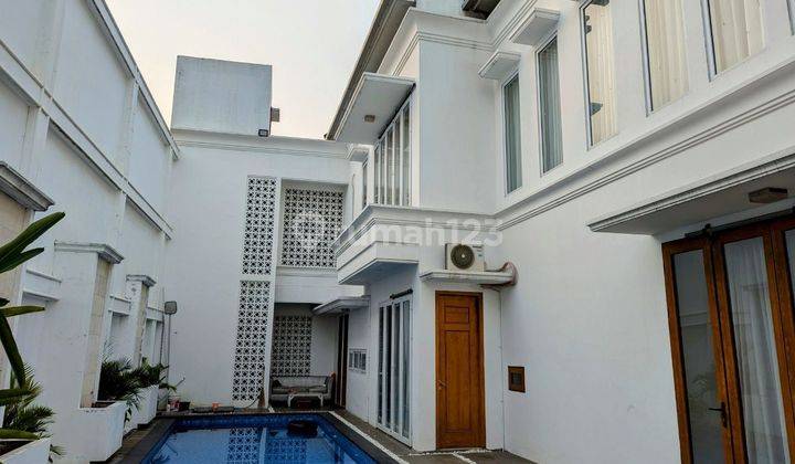 Rumah Mewah Bangunan Baru With Swimming Poll Jual Cepat Bsd City 1