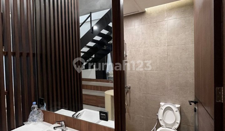 Dijual Rumah Brand New Full Furnish Cantik Siap Huni, Cengkareng, Jakarta Barat 2