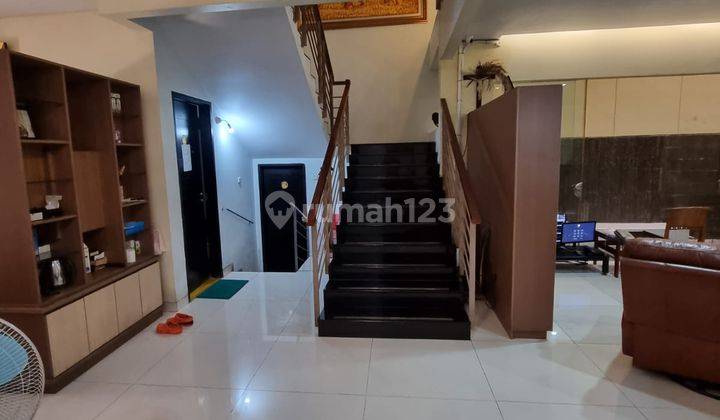 Dijual Rumah Duri Kepa 4 Kamar Tidur Luas 300m2 Full Furnish 2