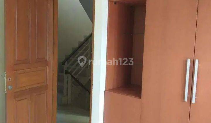 Dijual Rumah 2,5 Lantai di Tanjung Duren Jakarta Barat  2