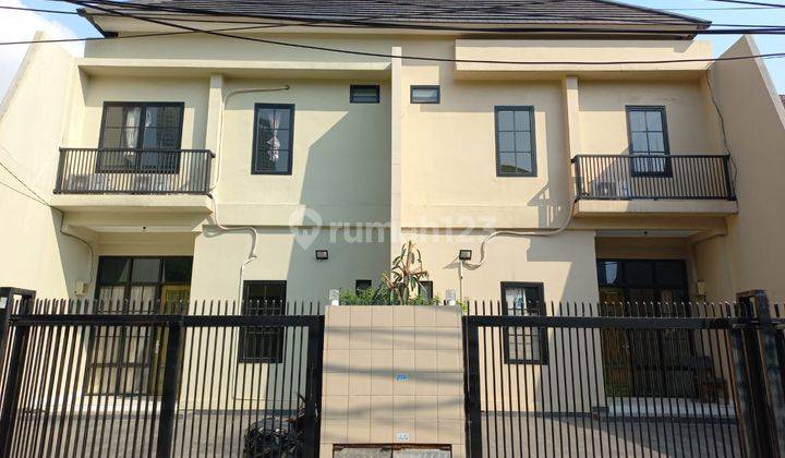 Disewakan Rumah Cantik 7+1 Kamar 2 Lantai Di Jl Way Seputih 1