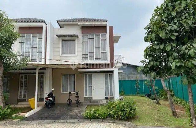 Dijual Rumah Cantik Semi Furnish Green Lake City West Coast 1