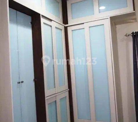 Dijual Rumah Cantik Semi Furnish Green Lake City West Coast 2