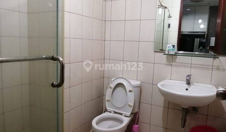 Disewakan Apartemen Medit 2 Full Furnish Interior Lantai Rendah 2