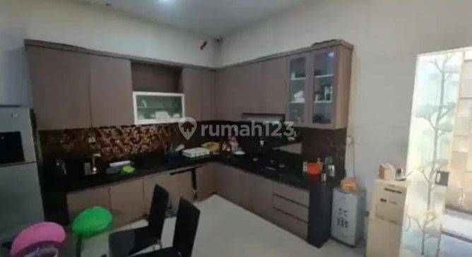 Dijual Rumah Mewah 4 Lantai Full Furnish, Jelambar, Jakarta Barat 2