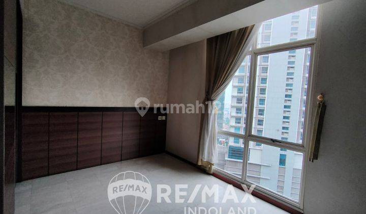 Termurah  Cepat Royal Medit 3 Bed Semi Private Live Furnish 2