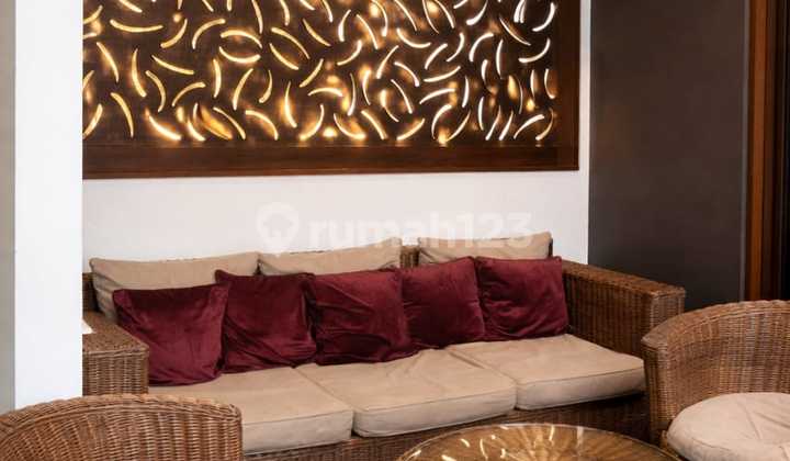 Dijual Rumah Cantik Cluster Versailles Residence Siap Huni Bsd City 2