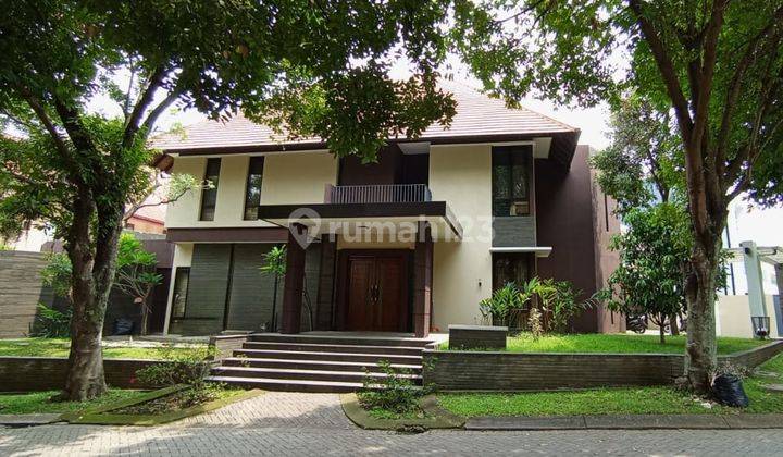 Rumah Terbaik, Dijual Fully Furnished, Kota Baru Parahyangan, Bandung 1