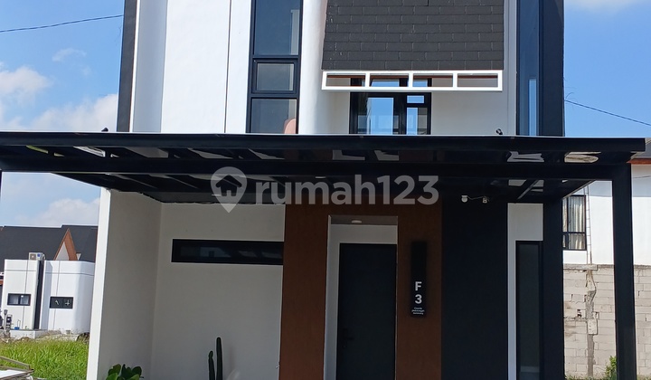 Rumah Baru Modern Dekat Pusat Kota Semarang Timur 1