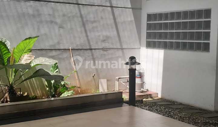 Rmh 2lt 280m2 di Mega Kebon Jeruk Puri Botanical Murah Jarang Ada ,strategis  2