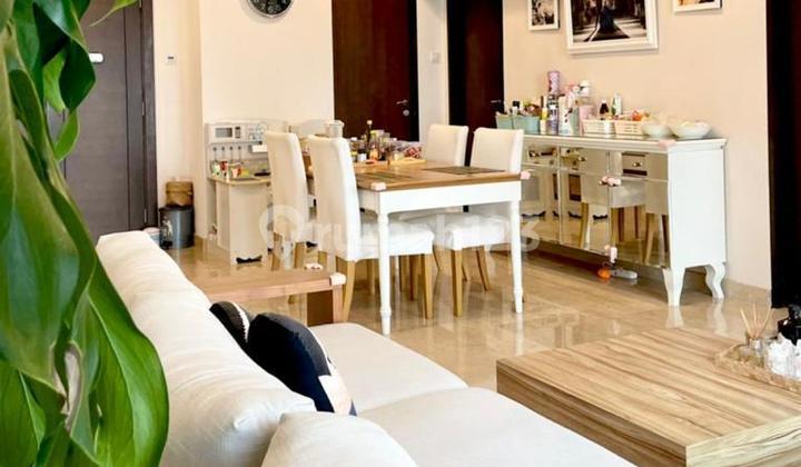 Apartemen 165m2 Royal Springhill Mewah 2,975m Ada Privat Lift , Jual Cepat  2