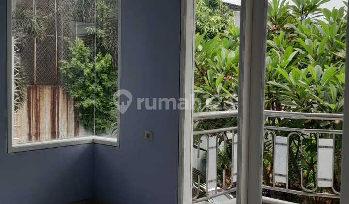 Rmh Mega Kebon Jeruk 178m2 4.5m.jual Cepat 