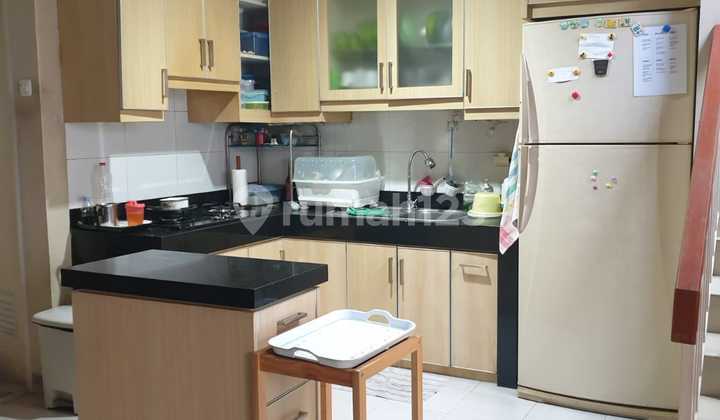 Quick Sale Kebayoran Bintaro House.204m2 Quick Sale Kebayoran Bintaro House.204m2