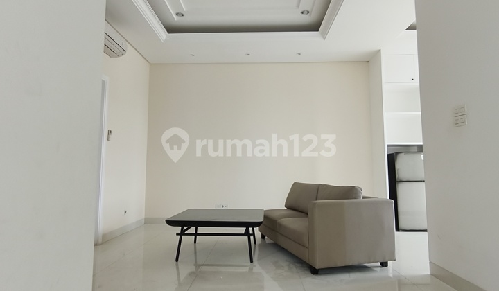 Rmh Sewa Mega Kebon Jeruk Lt 400 Siap Huni Bagus 360Jt/Th Fully Furnished 2