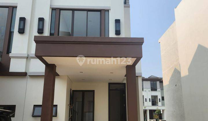 RUMAH BARU SEMI FURNISH SIAP HUNI DI LAVON 3 CIKUPA TANGERANG 1