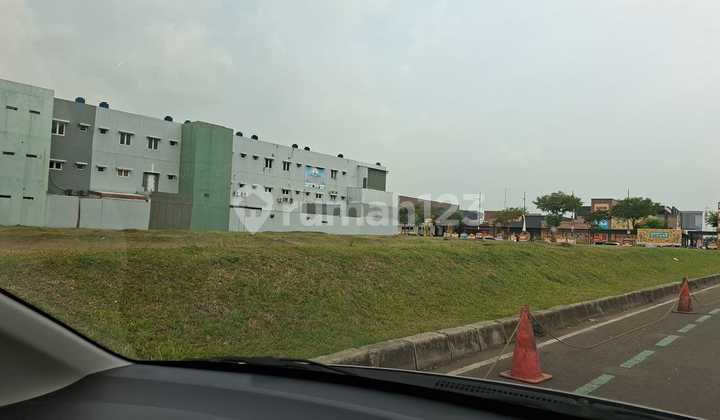 For Rent Land on Jalan Raya Boulevard Gading Serpong, Suitable for Showroom, Office, Culinary. For Rent Land on Jalan Raya Boulevard Gading Serpong, Suitable for Showroom, Office, Culinary.