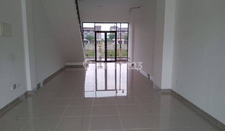 Disewakan Rukan Pik 2 Mixed Use Uk 4,5x15, Belakang Danau, 150jta Thn 1