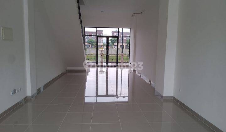 Disewakan Rukan Pik 2 Mixed Use Uk 4,5x15, Belakang Danau, 150jta Thn 2