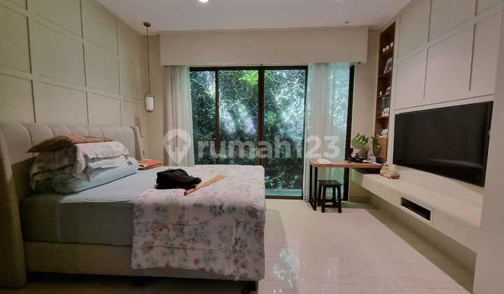  Rumah Cluster Mayfield Greenwich Park BSD  Tanah 160m (8x20) Bangunan sdh renovasi ±200m Kamar tidur 3+1 Kamar mandi 2+1 1 Powder room Kolam ikan Rooftop SHM  Harga 4.2M Nego 2