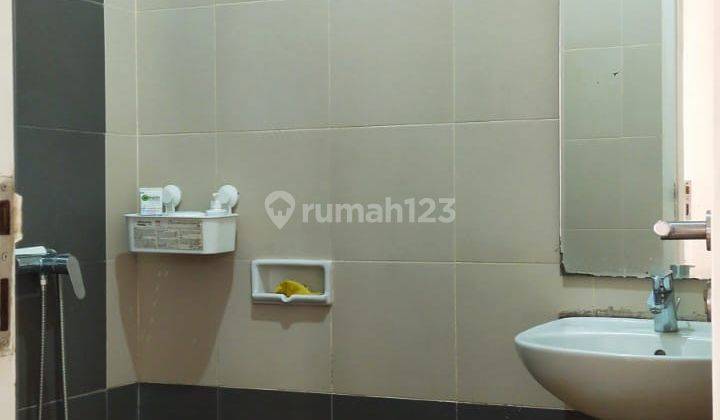  Dijual Rumah Cluster San Lorenzo Illago Paramount Gading Serpong Lokasi Strategis Dekat Cdb Paramount Luas Tanah 162 M2 Luas Bangunan 252 M2 Kamar Tidur 4+1 Kamar Mandi 3+1 2 Lantai Semi Furnished Air Pam Listrik 5500 Watt Carport 2 Hadap Utara Sertifika 14