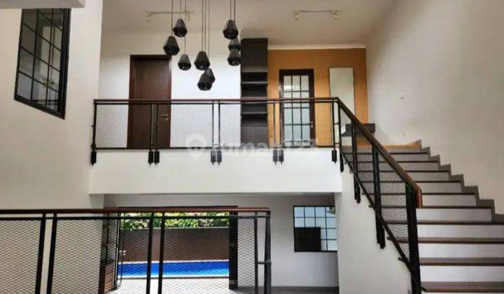 Dijual Rumah Split Level 2,5 Lantai Ada Kolam Renang Hadap Timur Cluster Ritzone Kawasan The Icon Bsd City 2