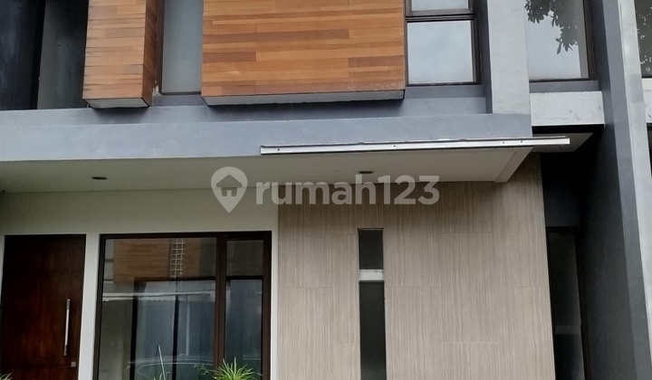Rumah Siap Huni Masih Asli Cluster Prestigia The Eminent Bsd City SHM Lt/Lb = 91M/112M2 Hadap Utara Dekat Ice Bsd + Aeon Mall Ada 2 AC + Gordyn Lengkap Kamar Tidur 3+1 Kamar Mandi 3 + 1 Listrik 2200W Air Pam Harga 2,75M Rumah Siap Huni Masih Asli Cluster Prestigia The Eminent Bsd City SHM Lt/Lb = 91M/112M2 Hadap Utara Dekat Ice Bsd + Aeon Mall Ada 2 AC + Gordyn Lengkap Kamar Tidur 3+1 Kamar Mandi 3 + 1 Listrik 2200W Air Pam Harga 2,75M