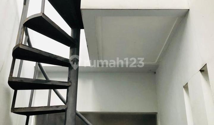 2-Story House on Boulevard Position, Verdant Ville Cluster, The Icon Area, Land Size 9x18 (162), Building Size 127, 3+1 Bedrooms, 2+1 Bathrooms, South Facing, SHM Certificate, Price 3.5M Negotiable 2-Story House on Boulevard Position, Verdant Ville Cluster, The Icon Area, Land Size 9x18 (162), Building Size 127, 3+1 Bedrooms, 2+1 Bathrooms, South Facing, SHM Certificate, Price 3.5M Negotiable