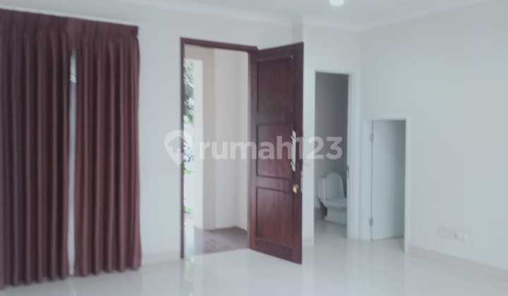 Dijual Rumah 2 Lantai Cluster New Vivacia Kawasan The Eminent Bsd City LT 180 M² (10 X 18) LB 196 M2 Kt 3 + 1 Km 3 + 1 Surat PPJB Bsd Siap AJB Hadap Selatan Jual Murah : Cash 3,8M / KPR 4,1M 2