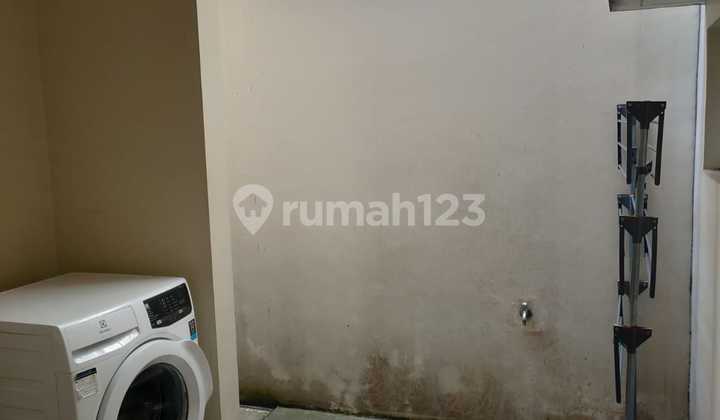 Rumah 2 Lantai Cluster Alegria Park Bsd City LT 84 M² LB 100 M² Listrik 2200 Watt Kamar Tidur 3 Kamar Mandi 2 Ac 4 Unit Furnished Surat SHM Harga 2,1M Nego 2