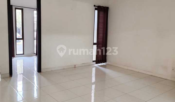 2-Story House Cluster Foglio Foresta BSD City Land Area 144 Building Area 140 3+1 Bedrooms 3+1 Bathrooms South Facing 2200 Electricity SHM Certificate Price 2.7M Negotiable 2-Story House Cluster Foglio Foresta BSD City Land Area 144 Building Area 140 3+1 Bedrooms 3+1 Bathrooms South Facing 2200 Electricity SHM Certificate Price 2.7M Negotiable