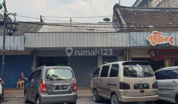 Ruko siap pakai Ruko di Jl. Cibadak Bandung 1