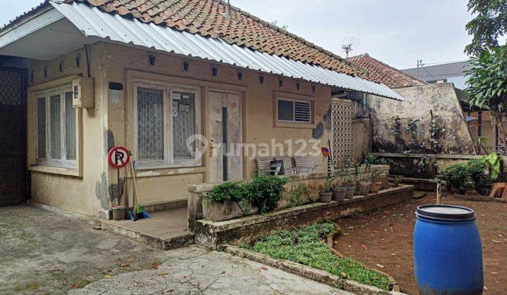 Rumah di kota Bandung Rumah di Jl. Baladewa Bandung 1