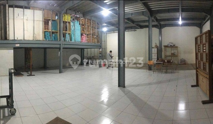 Toko dan Gudang dibawah harga pasar Gudang