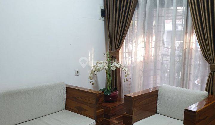 Rumah sangat terawat di Jl. Kempo Bandung tinggal bawa koper saja! Bagus FURNISHED  2