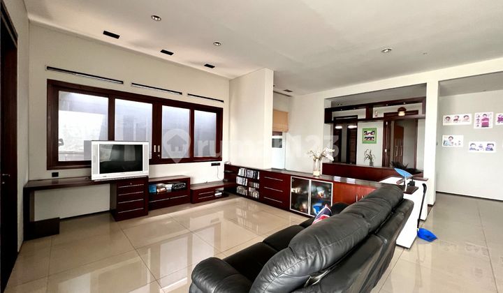 Rumah Mewah Minimalis Modern di Jl. Batununggal Indah Bandung 