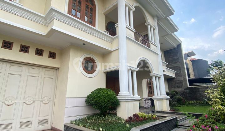 Rumah Mewah Di Batununggal Siap Huni