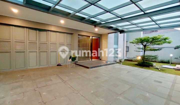 Rumah Mewah Di Cluster Favorit Batununggal