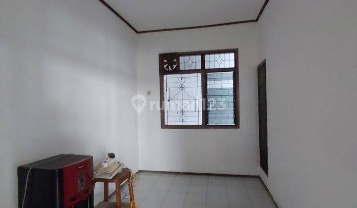 Rumah di sangihe, jakarta pusat