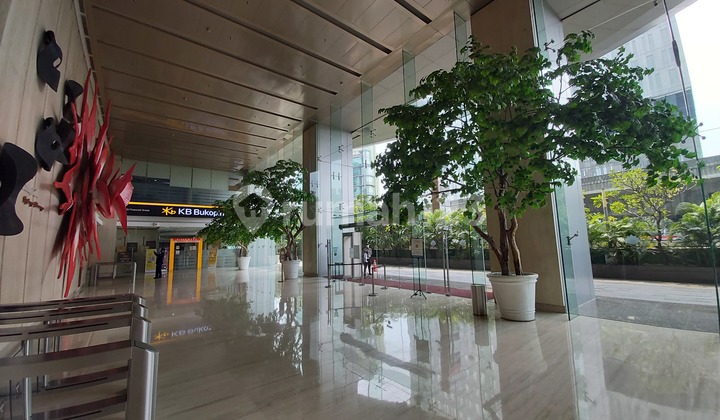 Menara Sentraya, melawai, jakarta selatan, lantai dasar, cocok utk bank dll..harga masih nego..kondisi bare