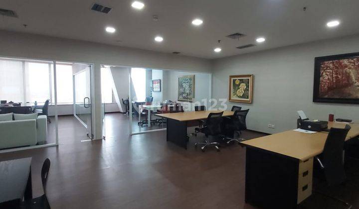 Office Space Di The East, Lingkar Mega Kuningan, Jakarta Selatan, Nego Sampai Deal