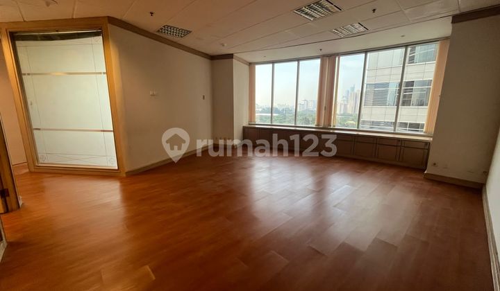 For Rent Office Space in Sudirman Building, Strategic Location Near MRT For Rent Office Space in Sudirman Building, Strategic Location Near MRT
