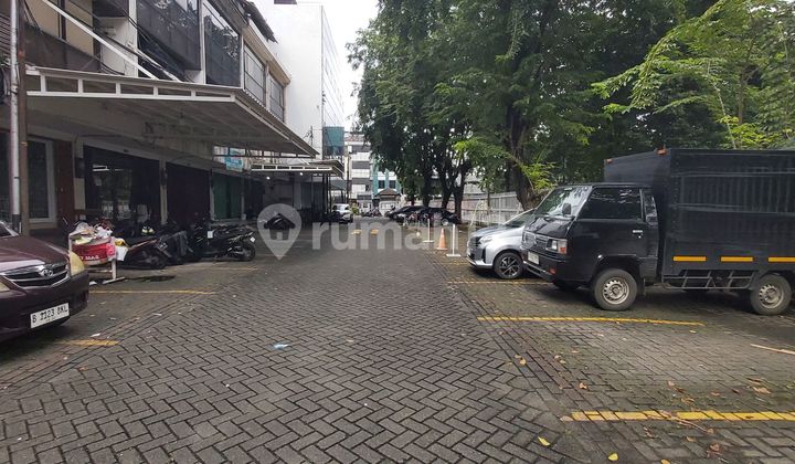 For Quick Sale: Ruko in Roxy Mas Complex, Central Jakarta..Can Be Rented 2