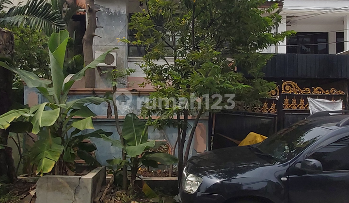 Quick Sale: Old House with Land Calculation in Pangandaran Complex, Ancol, North Jakarta 2