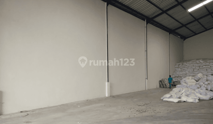 DI Sewakan Gudang Siap Pakai Kompleks Pergudangan Marunda Centre,Jakarta Utara , Pergudangan yang sudah sudah ada pelabuhan dlm kompleks pergudangan 1