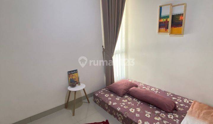 DISEWAKAN RUMAH CANTIK FULL FURNISH DI CLUSTER LAVESH,Nego 8