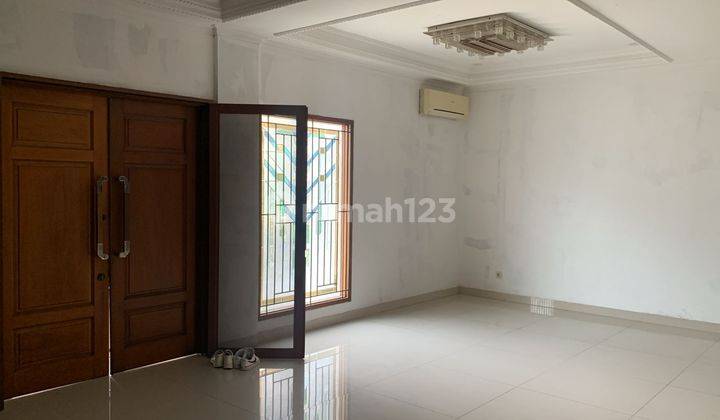 Dijual Rumah Megah 3.5 Lantai di Sunter Agung Jakarta Utara 2