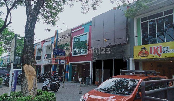 Dijual Ruko 2 Lantai Jalan Utama Perumahan Metland di Ujung Menteng 1