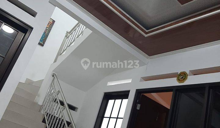 Dijual Rumah 2 Lantai Depan Taman di Cluster Harmoni Kota Harapan Indah 2