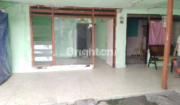 RUMAH 1 LANTAI DEKAT STASIUN WONOKROMO 2