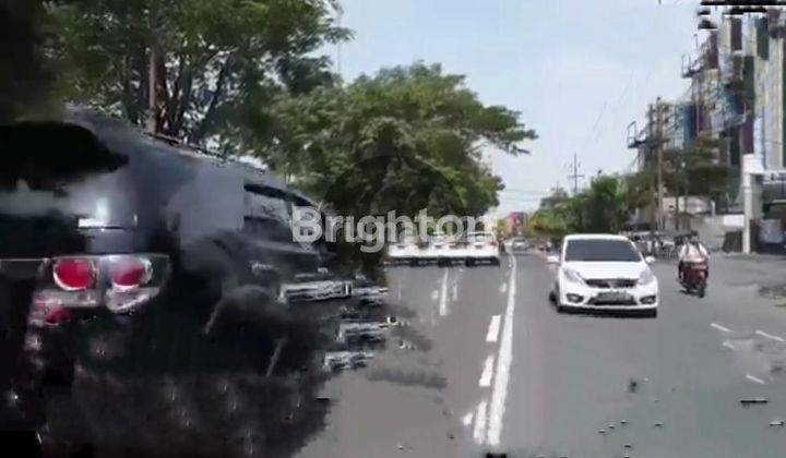 RUMAH TEMPAT USAHA 1,5 LANTAI LOKASI  DI TENGAH KOTA 2